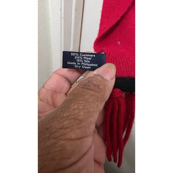 Ann Taylor Red Cashmere & Wool Fringe Scarf 58% Cashmere 28% Wool 19% Silk 12x70 - Picture 6 of 6